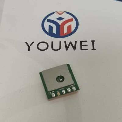 Compact ontwerp Mini GPS-module met 1.65V-3.6V bedrijfstoevoerspanning en 0.25-10Hz regeneratie