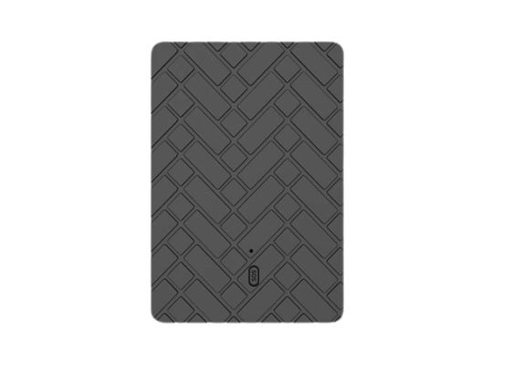 YW-M01 Ultra-dun draagbare GPS-tracker met spraakbesturing en SOS voor persoon voertuig tracking en veiligheid